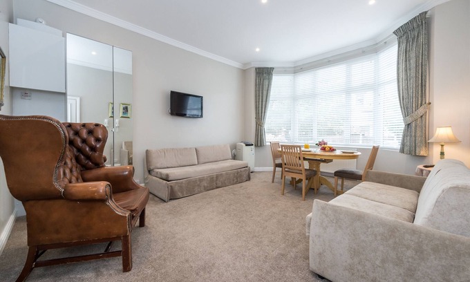 Brondesbury Park Apartamento | ¡Apto con aire acondicionado, fácil acceso al centro e Internet gratuito!