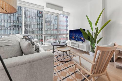 Wilshire Center Apartamento | Stylish LA studio Prime Location