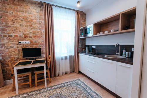 Grizinkalns Apartamento | Stylish Latvian-Style Studio Apartment Near City Center, Parks, Cafés & Public Transit