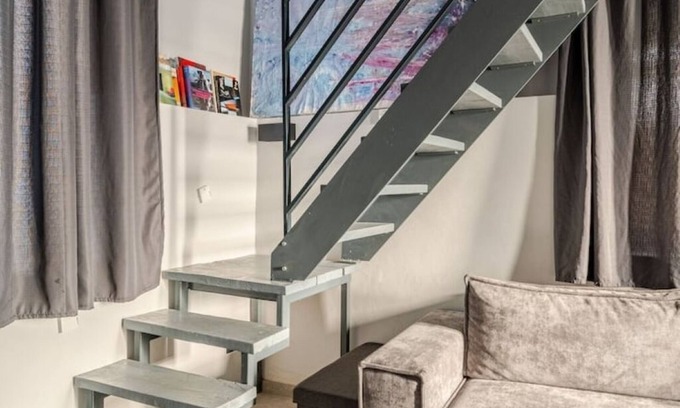 Wossingen Casa | Stylish loft with kitchen, carport, WiFi & fireplace