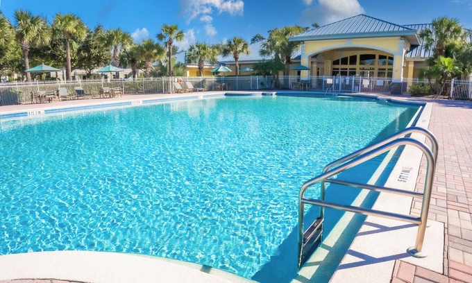 Kissimmee Apartamento | Stylish, Modern 1 Bed 1 Bath Apartment in Kissimmee, Florida! Sleeps 1 to 4!