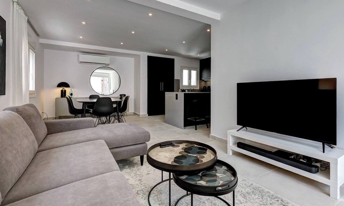 Fuengirola Apartamento | Apartamento elegante y moderno en Fuengirola, cerca de la playa