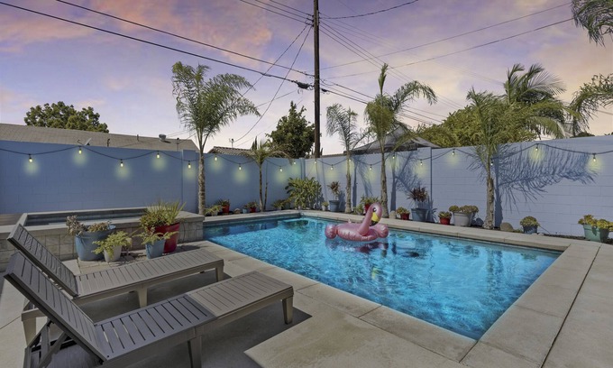 Buena Park Casa | Stylish Modern Home, Pool & Spa, 7 Mins to Disney