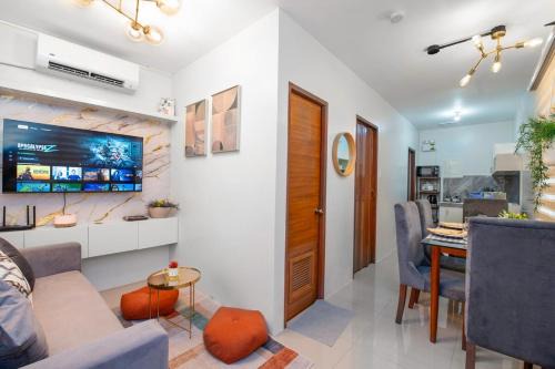 Pallocan Apartamento | Stylish & Modern Stay in Batangas City - Unit 106