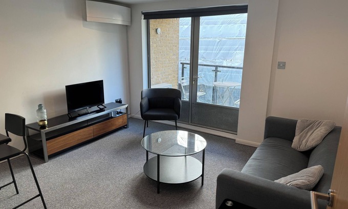 Bishop's Apartamento | Stylish One-bedroom apartment in Waterloo
