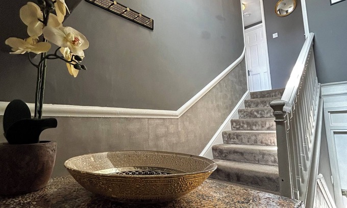 Upper Town Apartamento | Stylish One Bedroom, City Centre Apartment