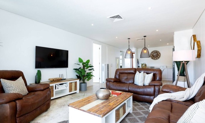 Umhlanga Apartamento | Stylish Penthouse Beacon Rock 321