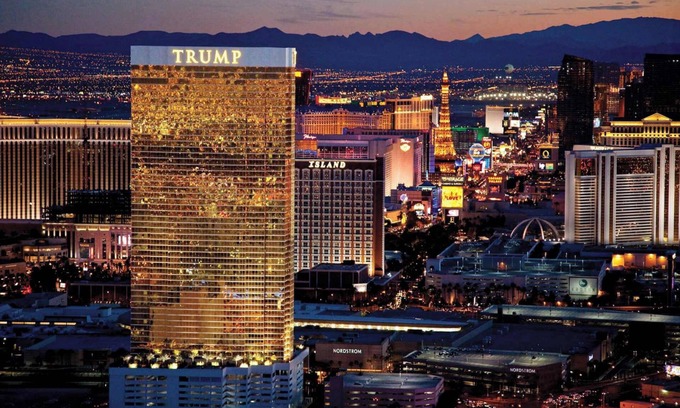 Las Vegas Apartamento | Stylish Renovated Studio at Trump Tower 3324