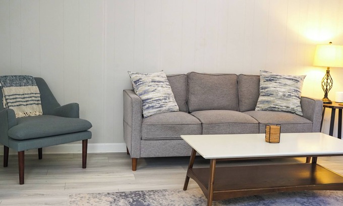 Durham Apartamento | Stylish Retreat by Duke Univ.~Near Dwntwn Durham