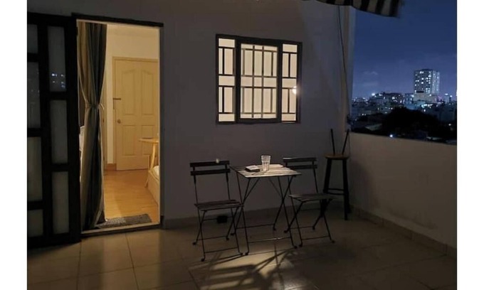 District 11 Apartamento | Stylish Rooftop Studio Private Terrace Cozy Home