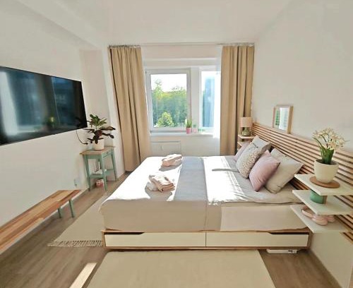 Prague 5 Apartamento | Stylish Studio Apartment, Prague Smichov, Parking, Free Gym