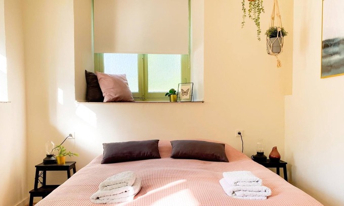 Cadier en Keer Apartamento | Stylish studio in a monastery The Abbey