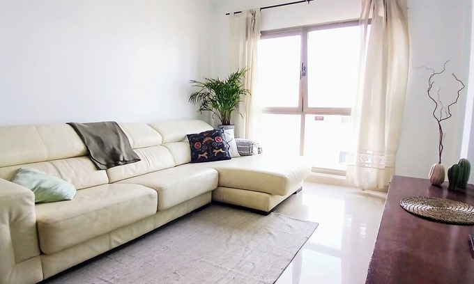 Puerto del Rosario Cama Y Desayuno | Stylish suites at the heart of Puerto del Rosario.