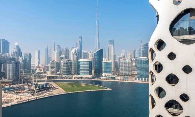 Business Bay Apartamento | Stylish Top Floor Burj Khalifa, Lake View, Balcony Furnished Appartment Balcony