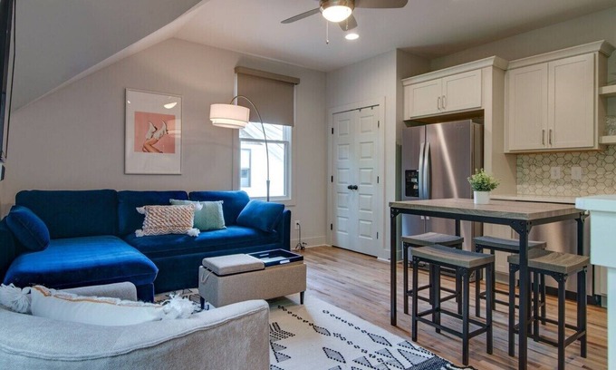 Greenwood Casa | Stylish Townhouse in East Nashville