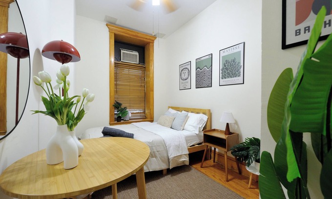 Central Park South Apartamento | Stylish UES Studio | Steps from Central Park & Restaurants