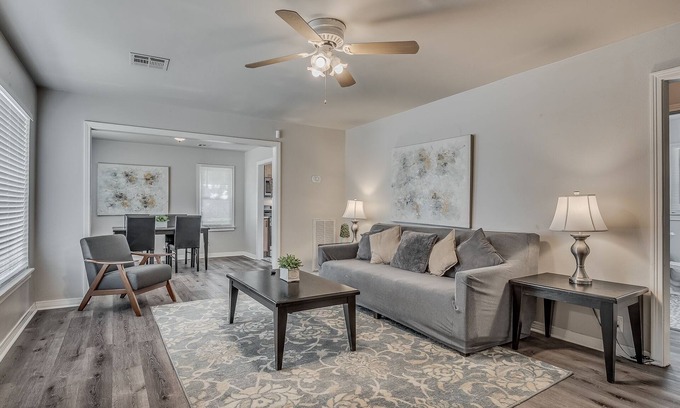 Central Oklahoma City Casa | Stylish uptown OKC Home near everything!