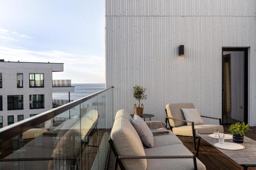 Kalamaja Apartamento | Stylish Waterfront stay with Lounge Terrace & Sauna