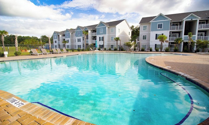 Port Wentworth Apartamento | Stylist 2-bedroom apartment with AC, fitness room in awesome Port Wentworth