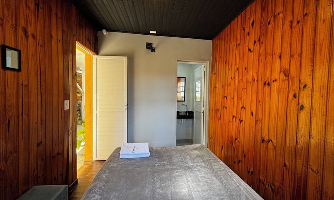 Abernessia Apartamento | Suíte no Centro de Campos do Jordão FT3