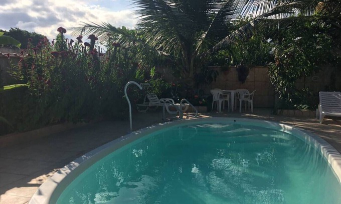 Bairro da Enseada Cama Y Desayuno | Suíte 8 com piscina e wi-fi em Caraguatatuba