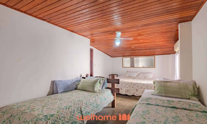 Itapua Casa | Suíte em Itapuã com piscina e boa localização
