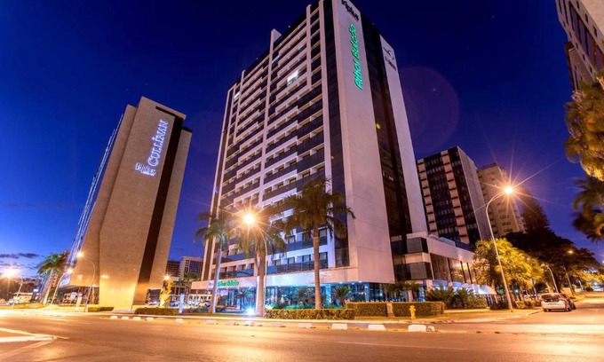 Setor Hoteleiro Norte Apartamento | Suíte no 11° Andar do Hotel Athos Bulcão em BSB