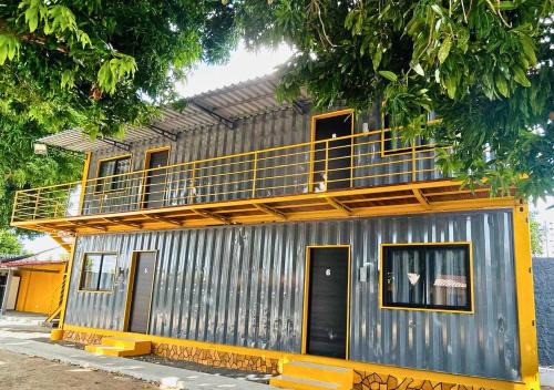 Cacari Apartamento | Suíte Luxo contêiner no Caçari