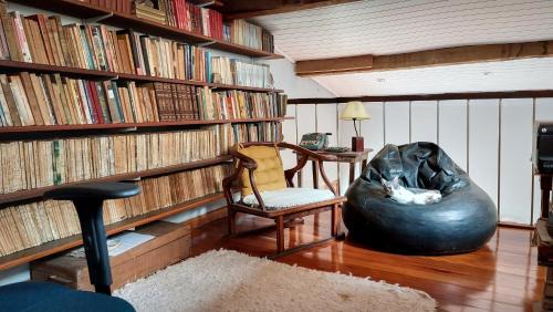 Socorro Apartamento | Suítes em casa centenária no centro de Socorro