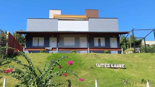 Lindoia Apartamento | Suítes Laure