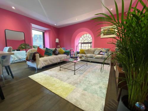 Canon's Marsh Apartamento | Sublime waterfront retreat with private terrace