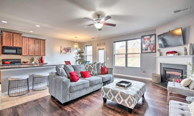 Church Street Casa | Suburban Atlanta Vacation Home about 3 Mi to Airport!