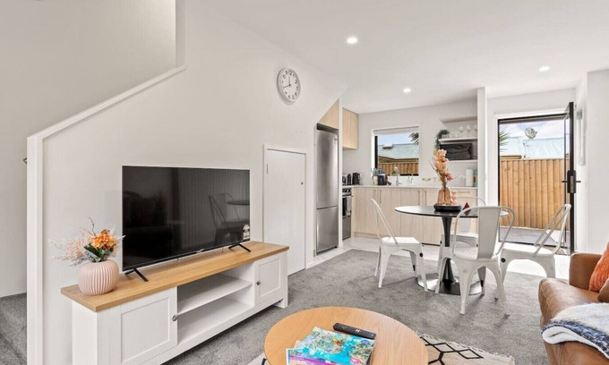 Henderson Casa | Suburban Hideaway in Henderson