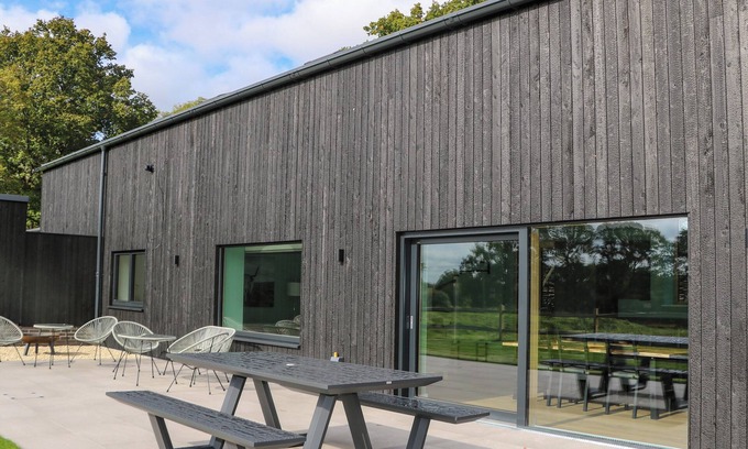 West Meon Cabaña | Suetts Farm Barns