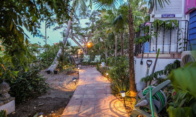 Christiansted Casa | Sugar Apple Bed & Breakfast