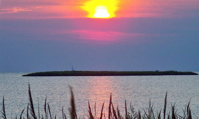 Nags Head Condominio | Sugar Creek Condo on the Sound!