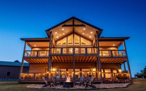 Gatlinburg - Pigeon Forge Villa | Sugar Tree Chalet