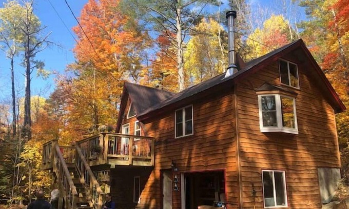 Carrabassett Valley Cabina | Sugarloaf - 2 Bedroom home, private location. Near mountain & all activities