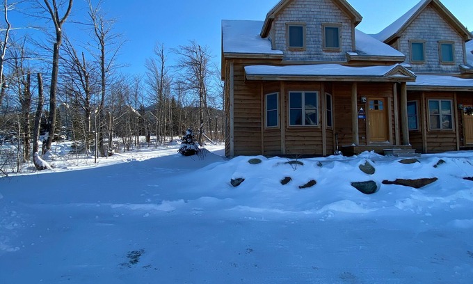 Carrabassett Valley Casa | Sugarloaf Condo. 3 hab./2. 5 baños en la montaña del oeste