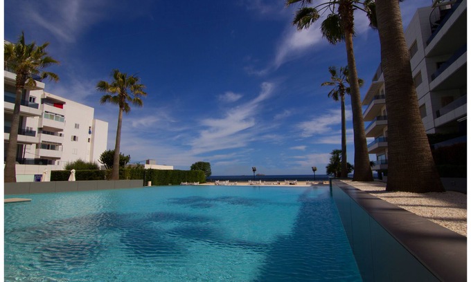 Ibiza Town Apartamento | Apto. De lujo en playa den bossa