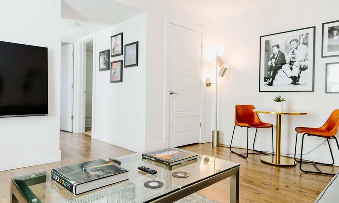 Edgehill Apartamento | Suite 108: Luxe Music Row Stay, Walk to Gulch!