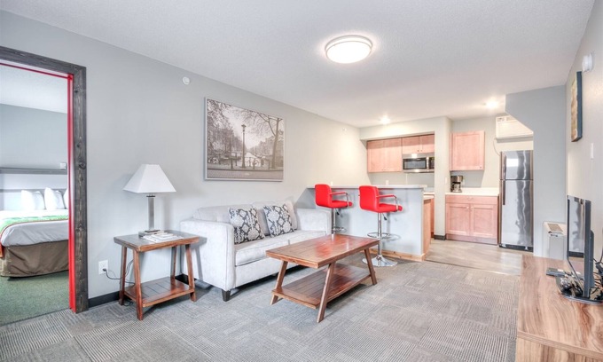 Rapid City Apartamento | Suite 115 - 1BR King Apartment | 1 Bed, 1 Bath