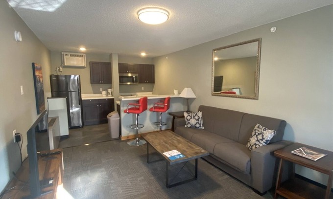 Rapid City Apartamento | Suite 212 - 1BR with 1 Bed | 1 Bed, 1 Bath