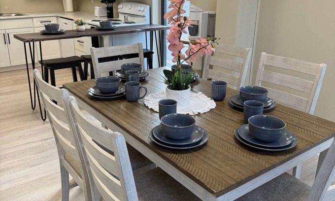 South Williamson Condominio | Suite 3 South Williamson, Ky HMT 10