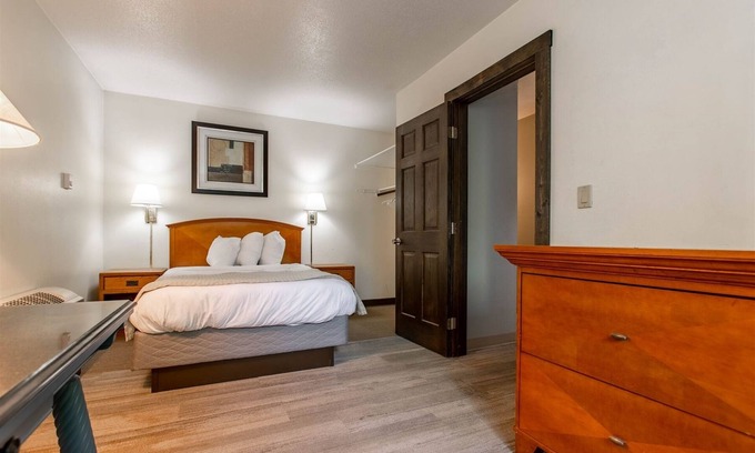 Rapid City Apartamento | Suite 302 - Updated 1BR | 1 Bed, 1 Bath