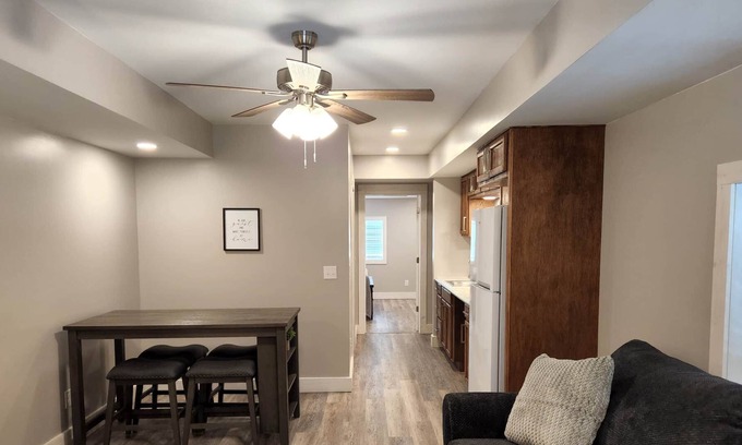 Rawl Apartamento | Suite 4 @RidgeRunners~ 1 mile to Hatfield McCoy Trail Head #1