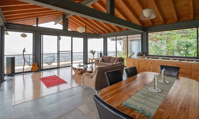 Oaxaca Casa | Suite Arbolada: sleep in the forrest with direct access to the pool