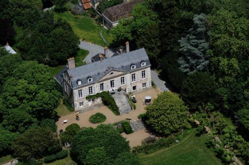 Besse-sur-Braye Cama Y Desayuno | Suite au château - Domaine de la Gavolerie