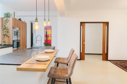 Barriera Vecchia-San Giacomo Apartamento | Suite Enes Terrazza con vista e relax in centro città