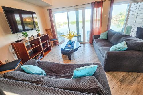 San Pedro Apartamento | Suite H103 @ Mara Laguna